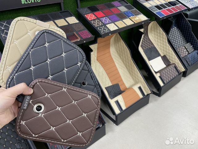 Автомобильные коврики из экокожи 3d