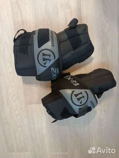 Наколенники warrior