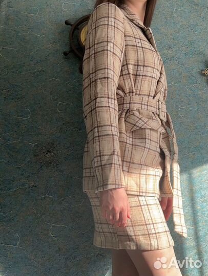 Костюм женский теплый с юбкой 42 44