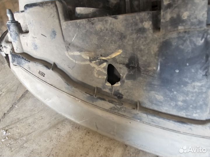 Фара передняя левая nissan tino HV10, SR20DE