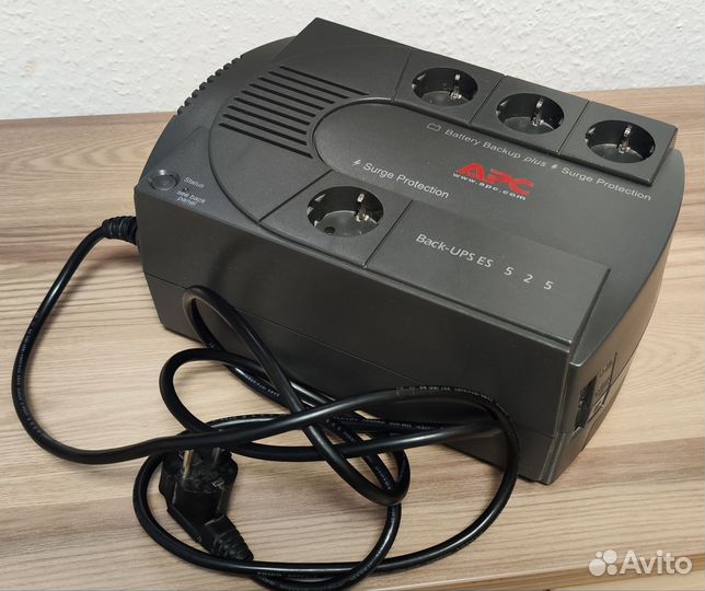 Источник бесперебойного питания APC ES-525
