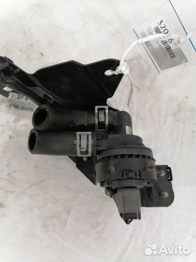 Помпа водяная Mazda Axela byefp pevph 2013