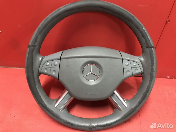 Руль Mercedes-Benz M-Class W164 272967 2005