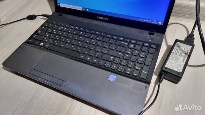 Мощный Samsung np300e5z