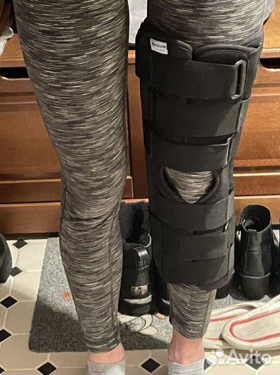 Коленный ортез