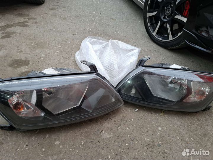 Фары на гранту