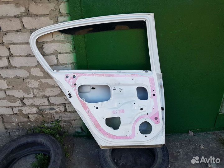 Дверь задняя левая Opel Astra H