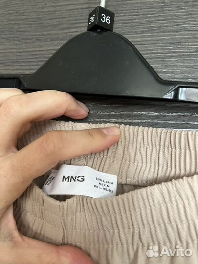 Шорты бермуды Mango M