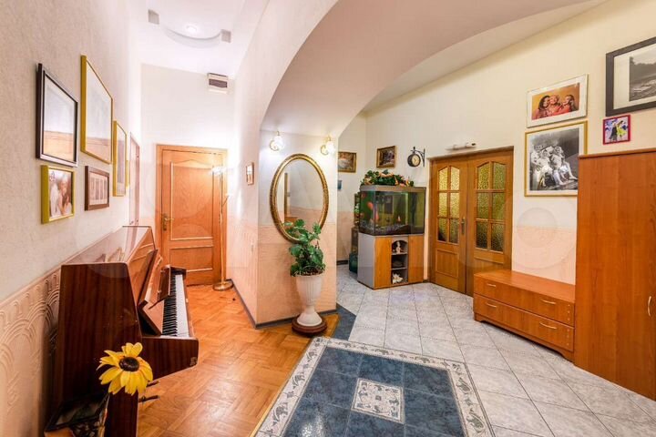 Комната 17 м² в 4-к., 2/6 эт.