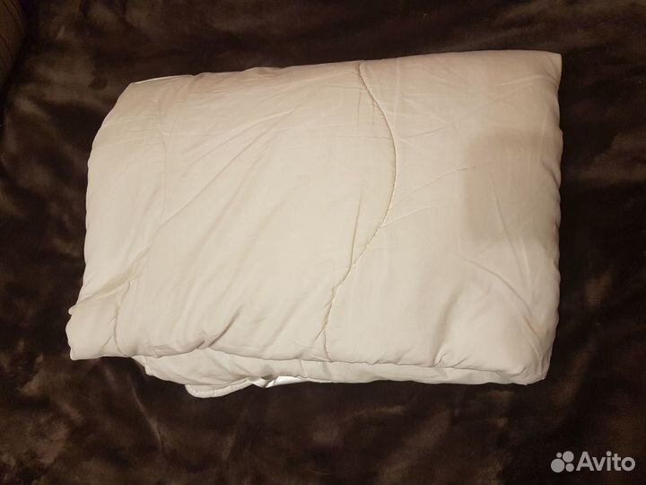 Одеяло стеганое Sweet Dreams 140х200