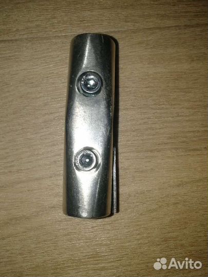 Замок для трубы