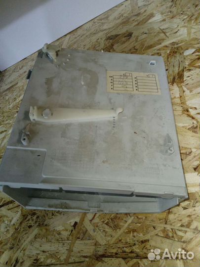 Бункер от стиральной машинки