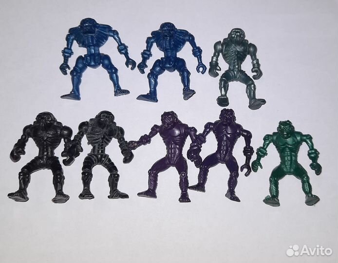 Игрушки скелеты