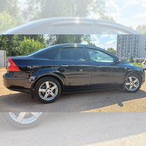 Ford Focus 1.6 AT, 2006, 168 000 км, с пробегом, цена 610 000 руб.