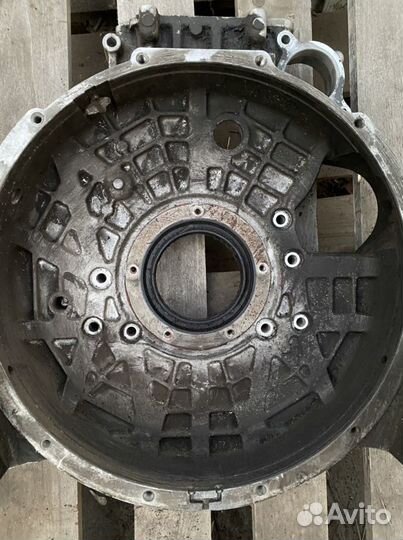 Б/у кожух маховика Mitsubishi Fuso Fighter 6М61