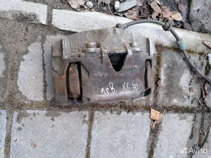 Супорт левый вольво V70 Xc70 C70 2013