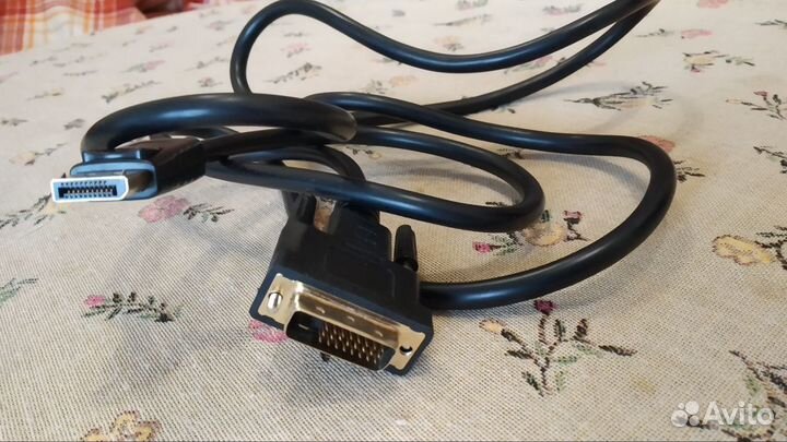 Кабель Display Port ) DVI
