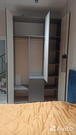 Шкаф распашной на заказ