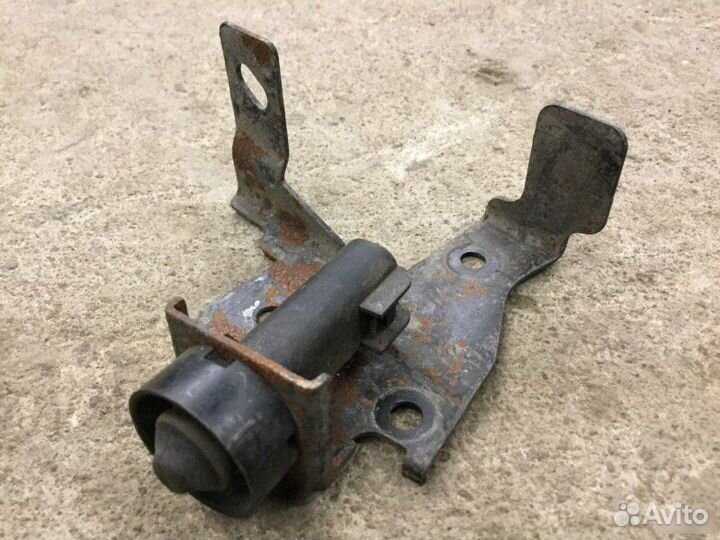 Концевик Renault Duster 2012