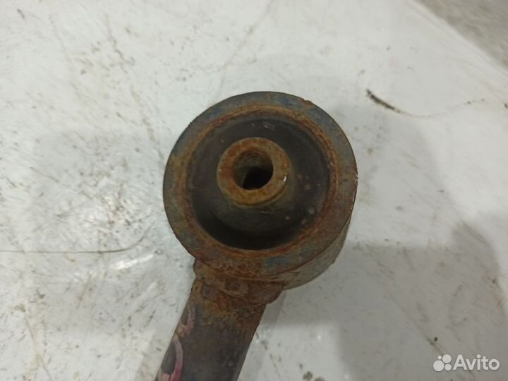Тяга задняя продольная левая внутренняя