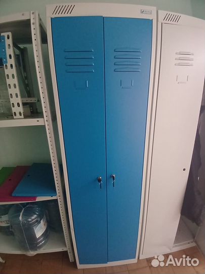 Шкаф металлический для раздевалок