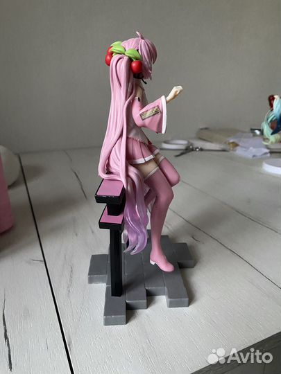 Фигурка Сакура Мику AMP