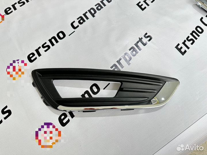 Накладка противотуманной фары Форд фокус 3 рестайл