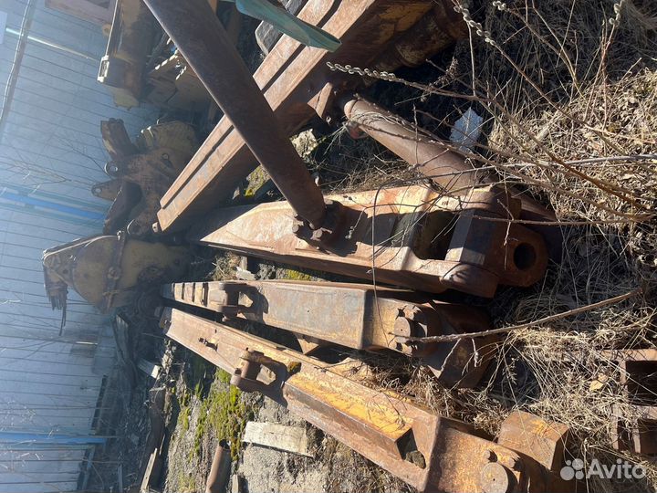 Брусья Komatsu D355