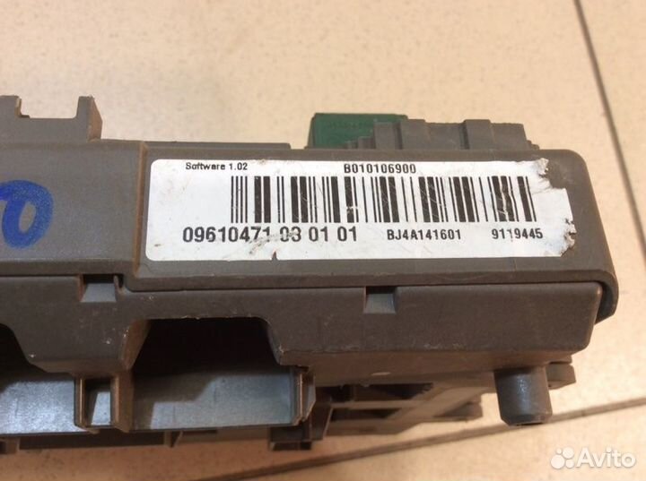 Блок предохранителей Bmw 3-Series E90/E91