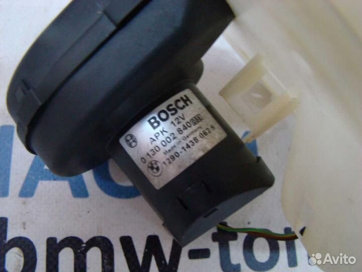 Венитлятор отсека управляющей электроники BMW X3 E