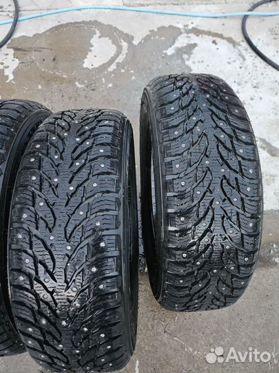 Nokian Tyres Hakkapeliitta 9 SUV 225/60 R18 104T