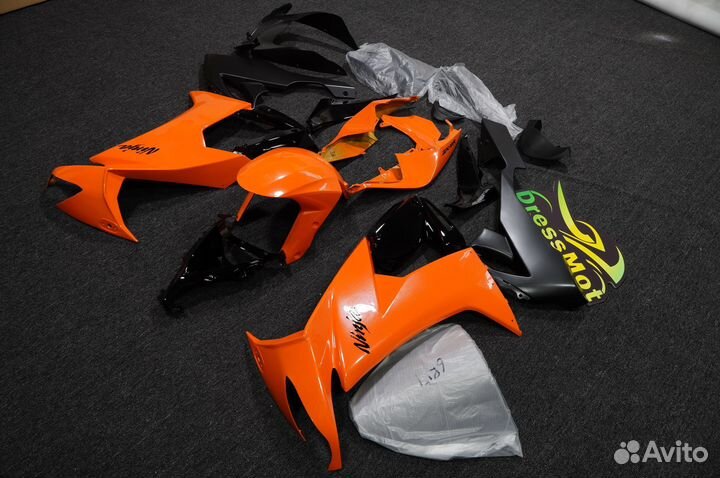 Комплект пластика на Kawasaki ZX-10R 2008-2010