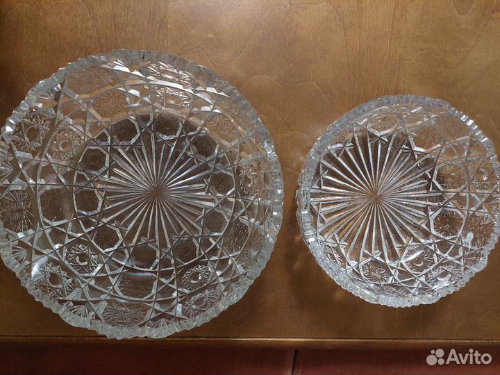 Большие хрустальные салатники