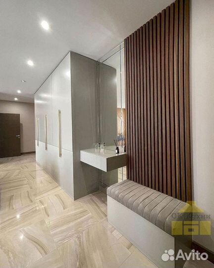 Шкаф двухстворчатый