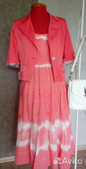 Женские платья 48 размер в хор состоянии