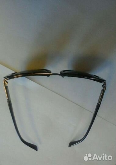 Солнцезащитные очки Matrix. Состояние хорошее