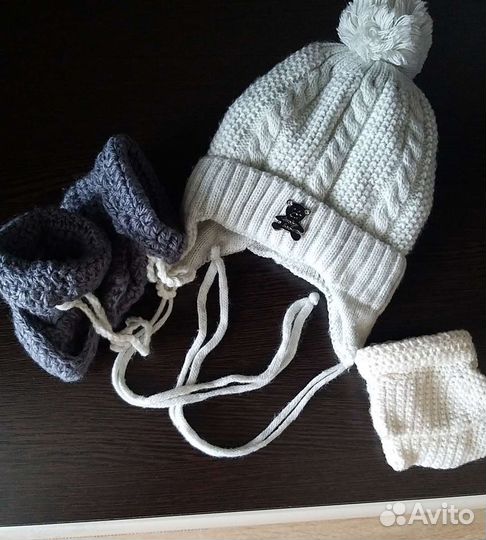 Шапка детская и пинетки