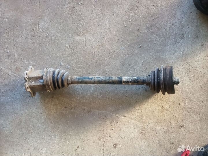Привод передний левый Audi A8 D3 3.2 BPK 2006
