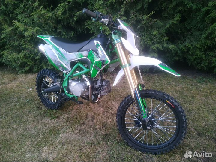 Продаю питбайк sssr Atom 125
