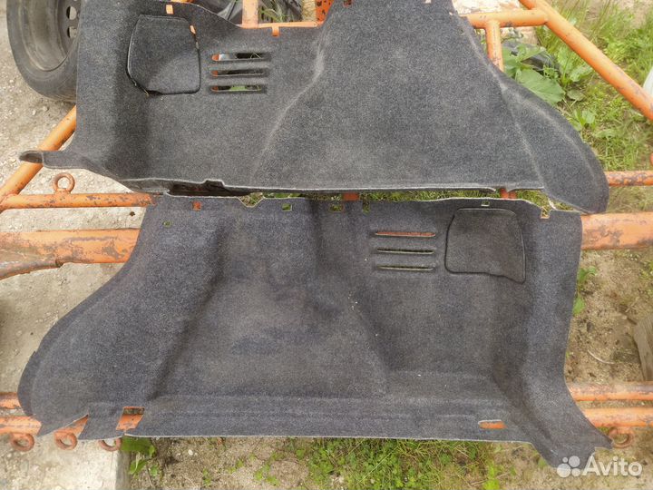 Обшивка багажника Рено Меган универсал