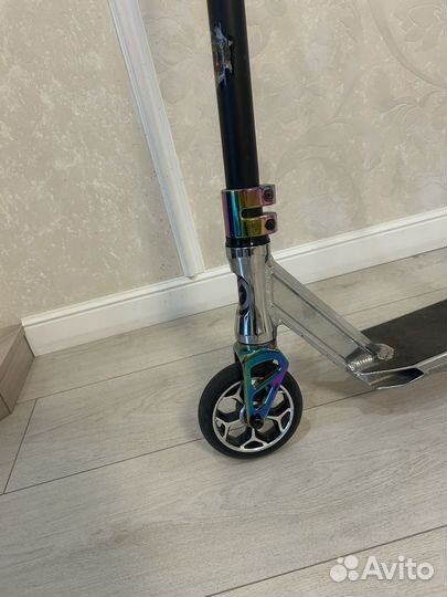 Самокат трюковой axelo