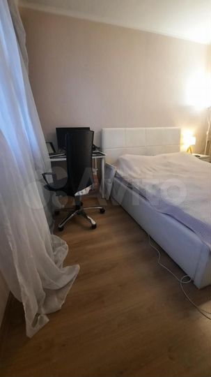 2-к. квартира, 67 м², 13/23 эт.