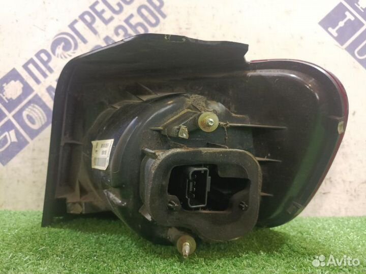 Фонарь задний левый Volkswagen Golf Plus