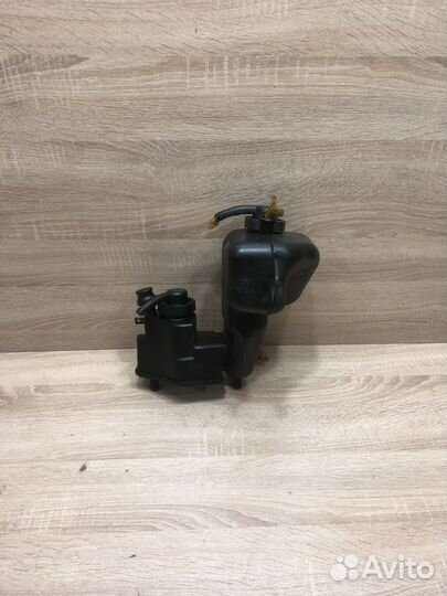 Бак гидроподвески Mercedes W220