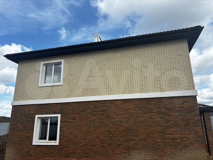 Дом 191 м² на участке 7 сот.