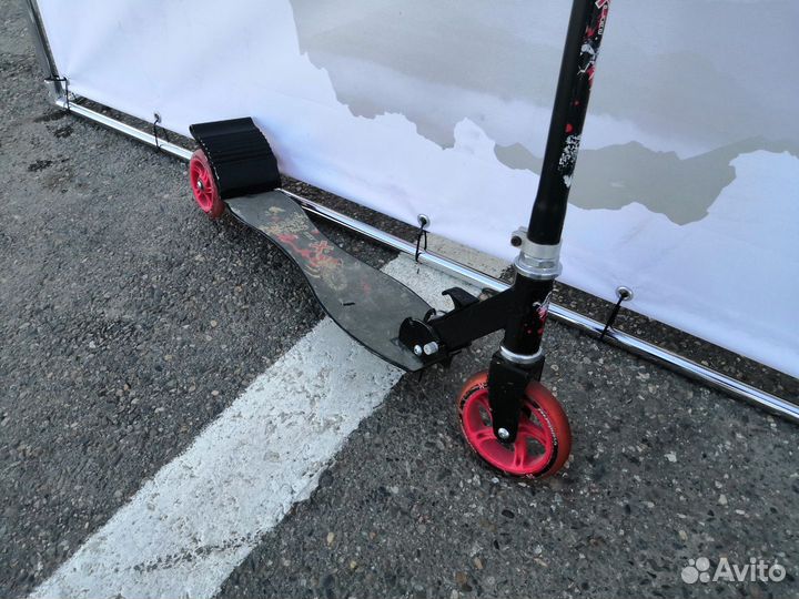 78983 Самокат Explore 145 черный бу