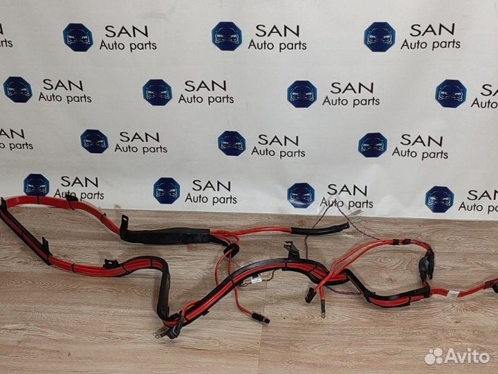 Клемма плюсовая Bmw 5 F10 N63B44 2011