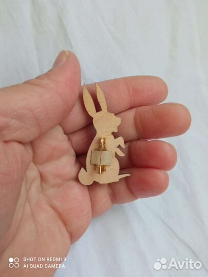 Брошь Новая