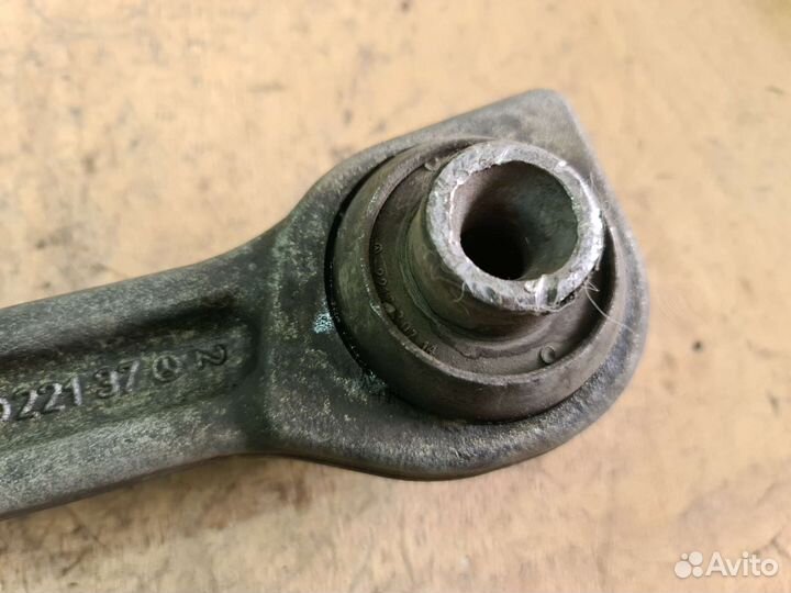 Рычаг передний левый Mercedes W221