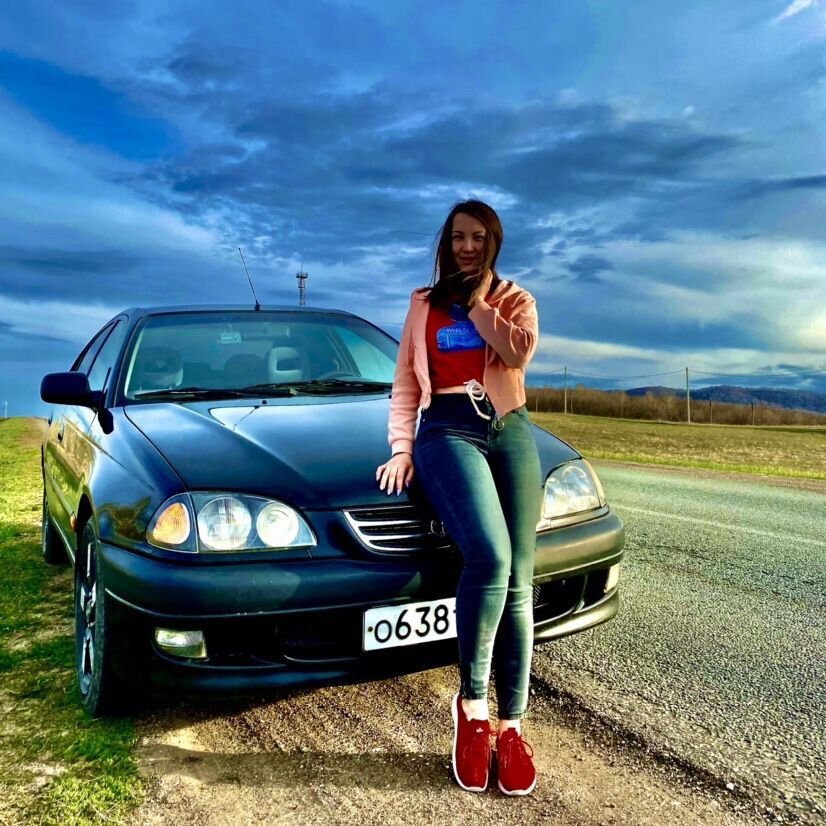 Toyota Avensis: фото владельца